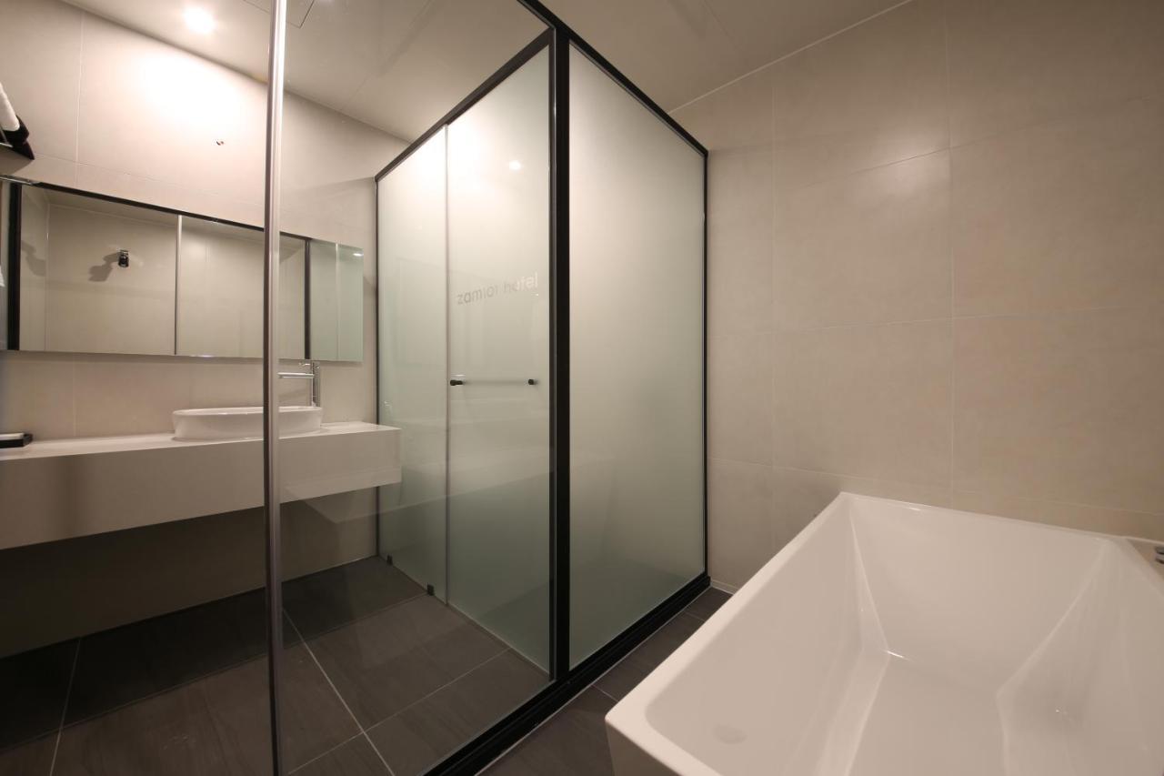 Zam101 Hotel Gimhae Extérieur photo