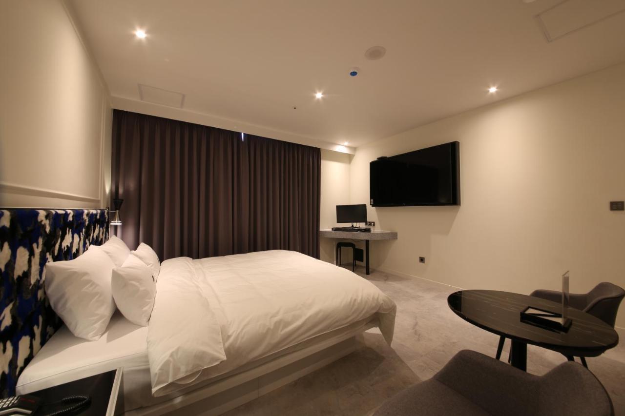 Zam101 Hotel Gimhae Extérieur photo