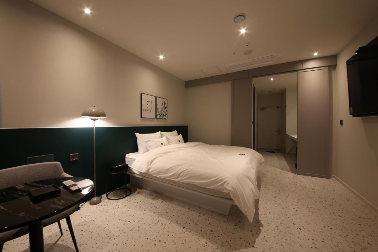 Zam101 Hotel Gimhae Extérieur photo