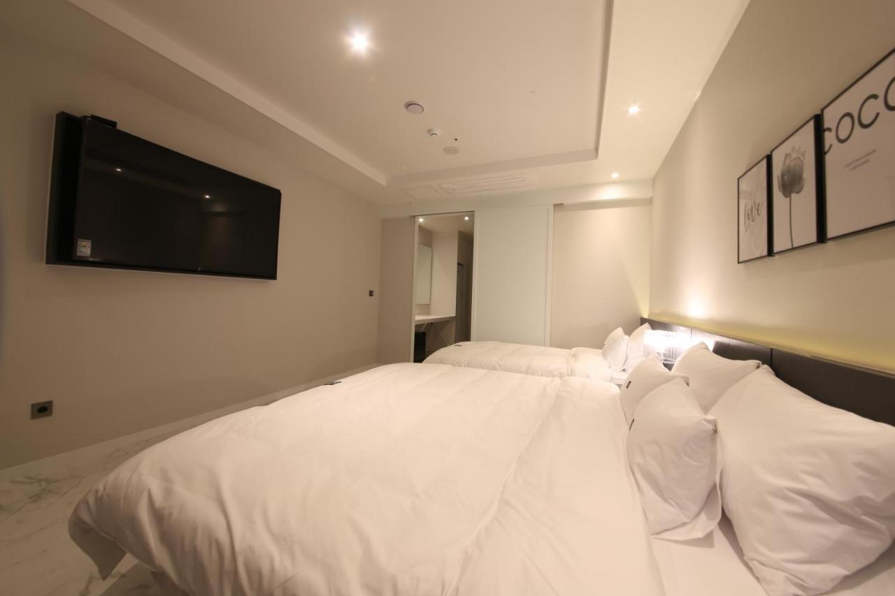 Zam101 Hotel Gimhae Extérieur photo
