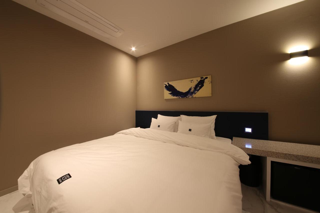 Zam101 Hotel Gimhae Extérieur photo