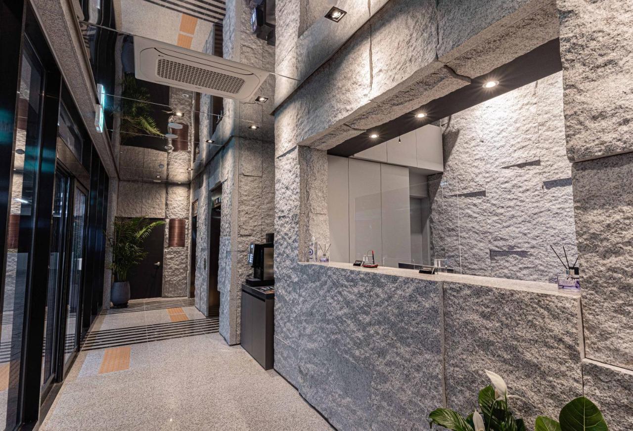 Zam101 Hotel Gimhae Extérieur photo